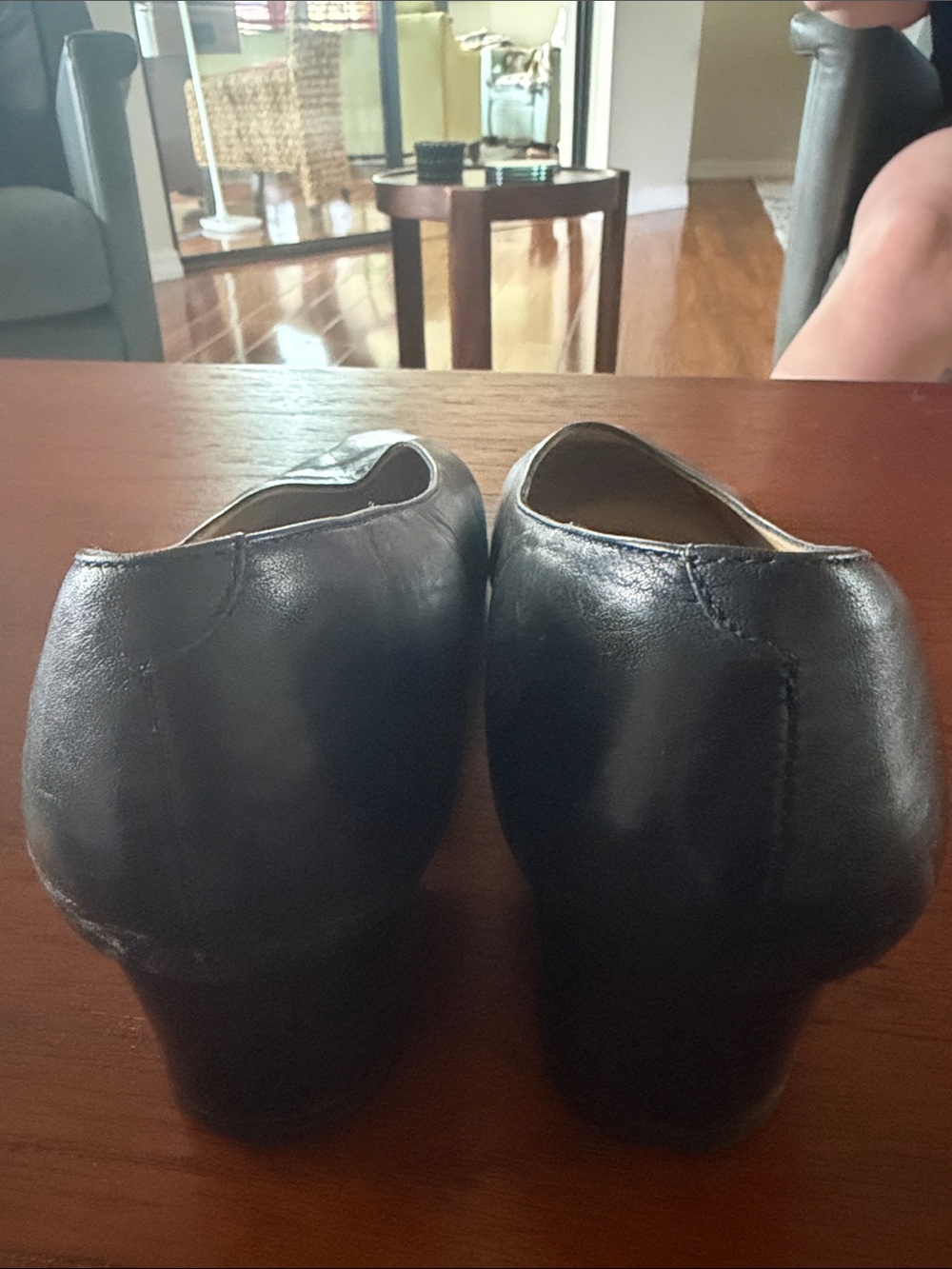 Lands End Women's Navy Leather Slip-On Flats - Picture 2 of 7